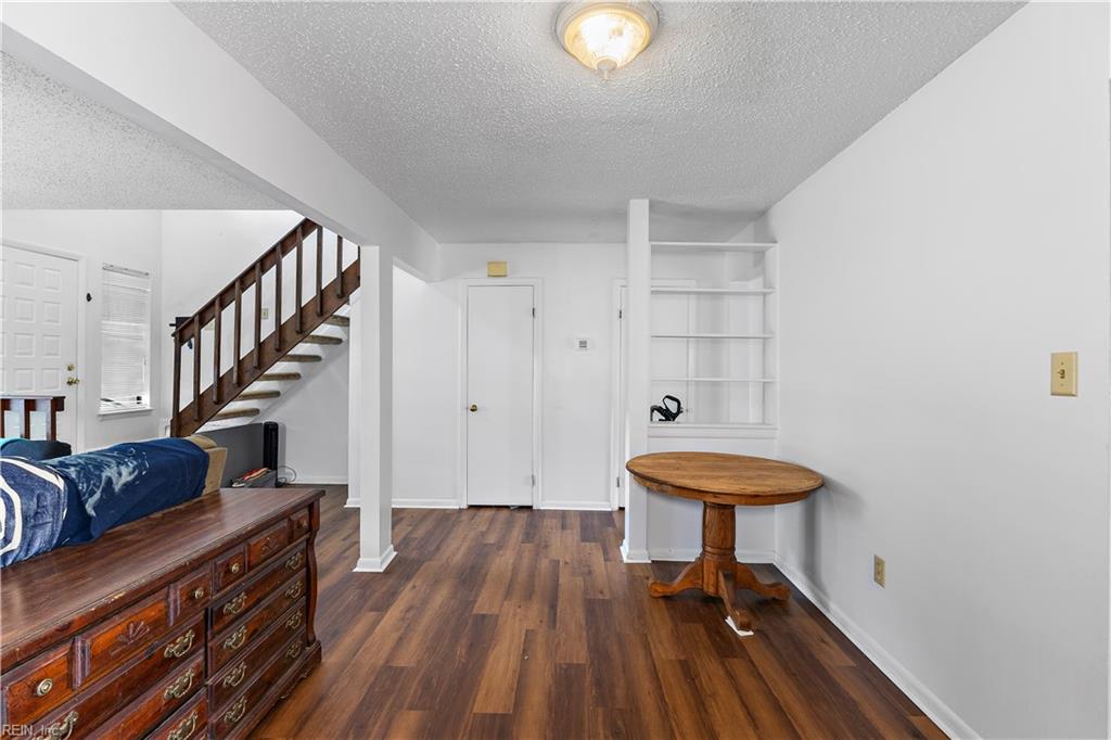3621 Chimney Creek Dr Property Photo 7