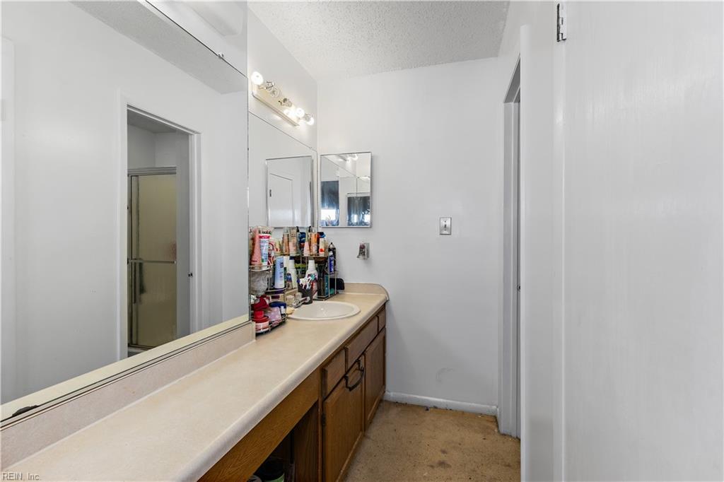 3621 Chimney Creek Dr Property Photo 17