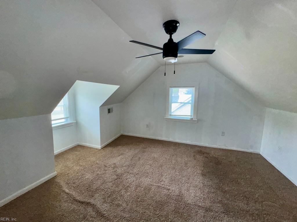 5940 Chesapeake Blvd Property Photo 14
