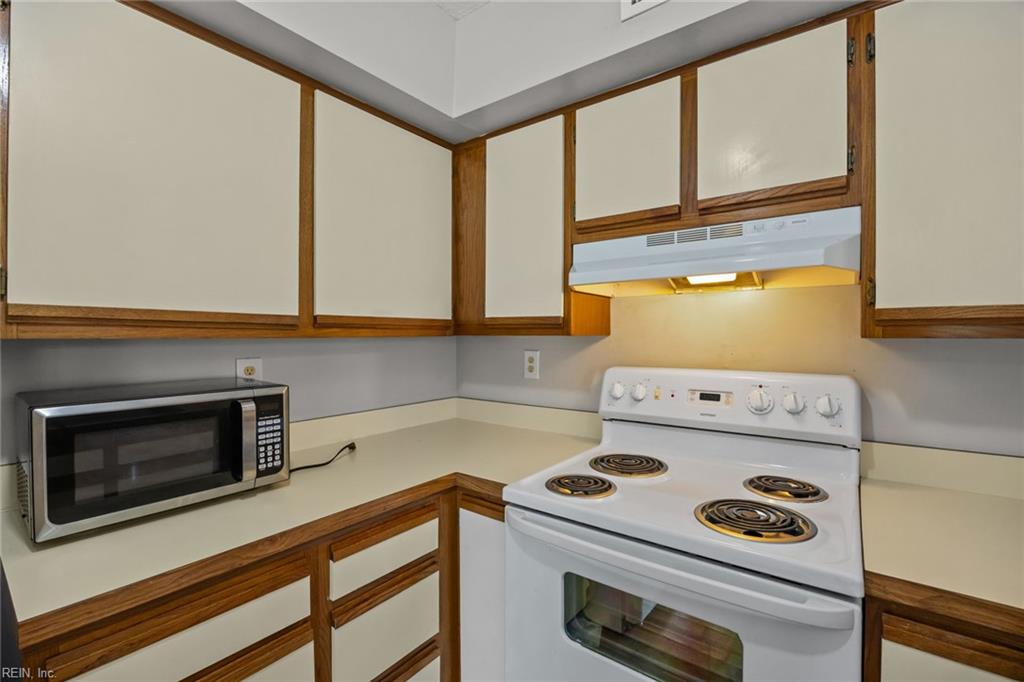 4718 Goldeneye Ct Property Photo 9