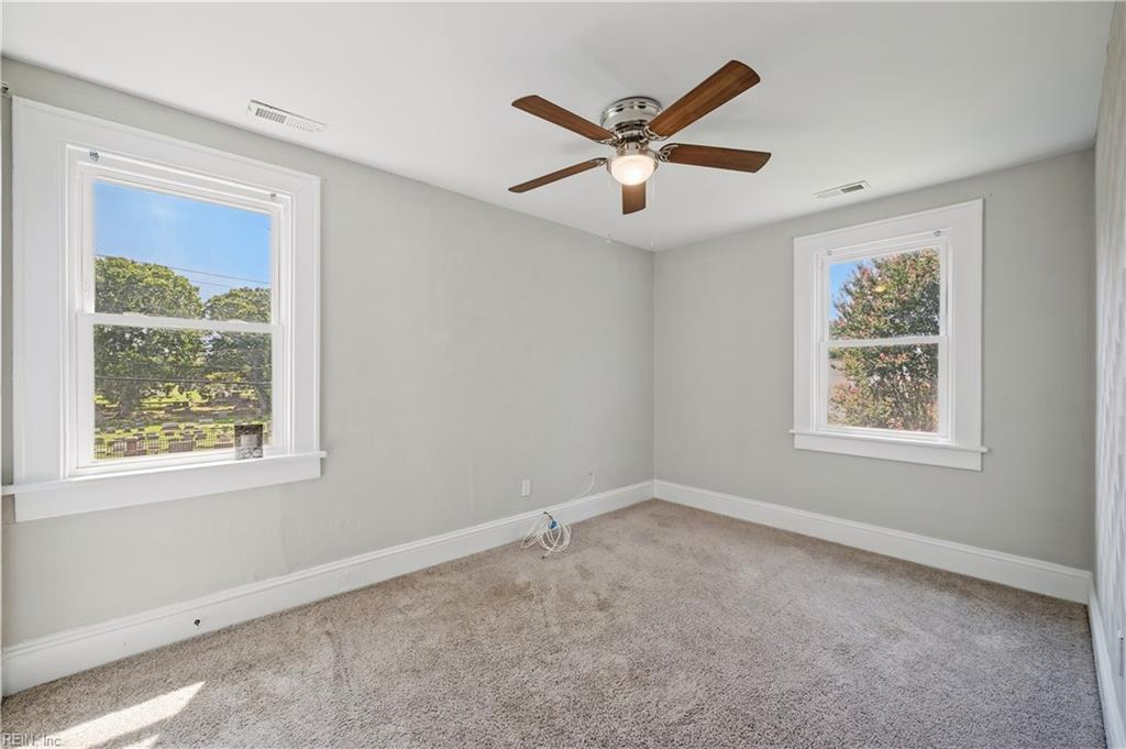 1608 Bain St Property Photo 27