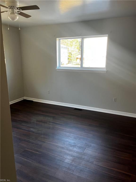 720 19th St Property Photo 4