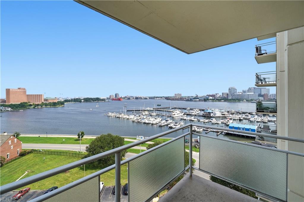 One Crawford Pw Property Photo 2