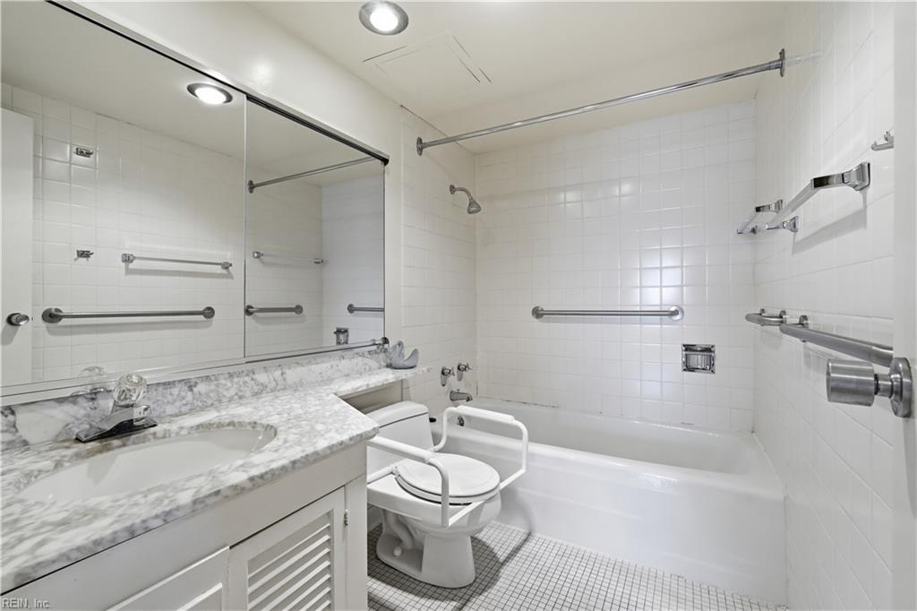 One Crawford Pw Property Photo 16