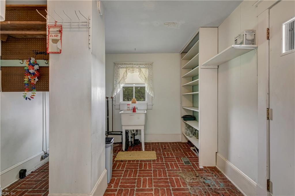8138 Glass Rd Property Photo 22