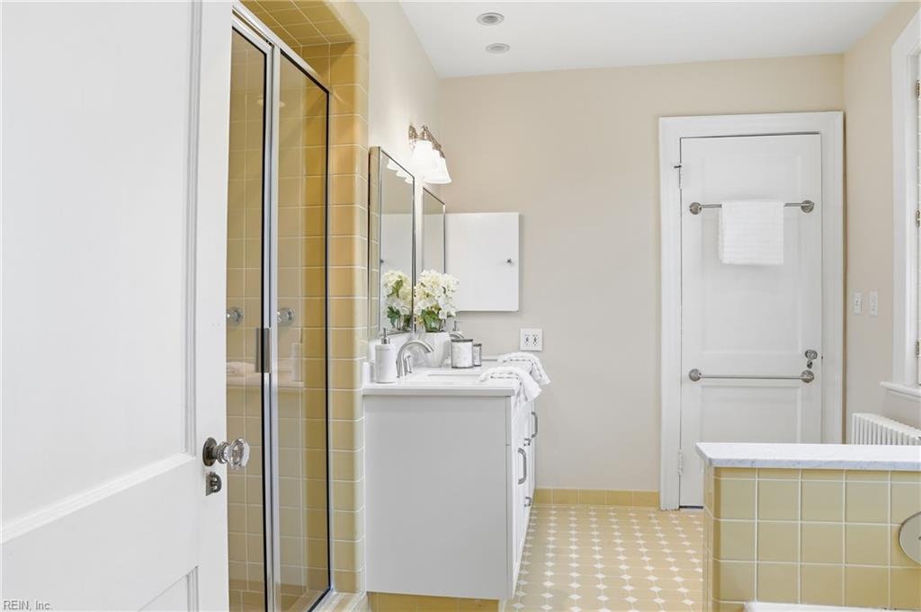 1702 Cloncurry Rd Property Photo 37