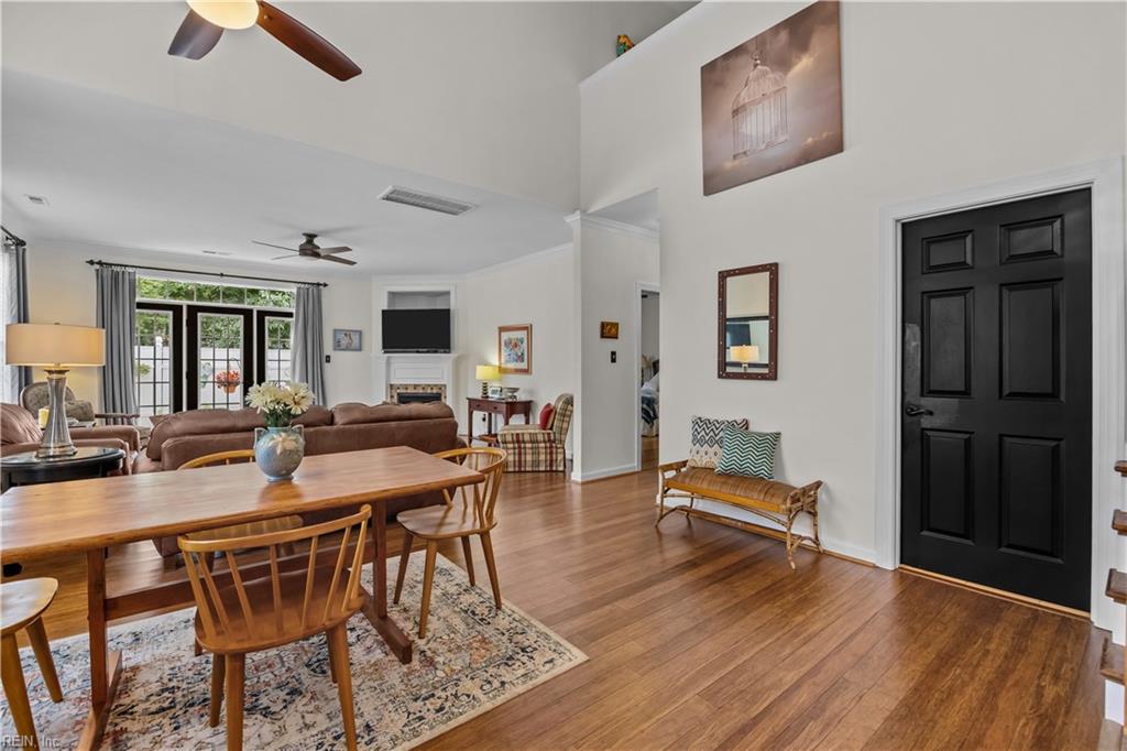 416 Fieldstone Glen Way Property Photo 8