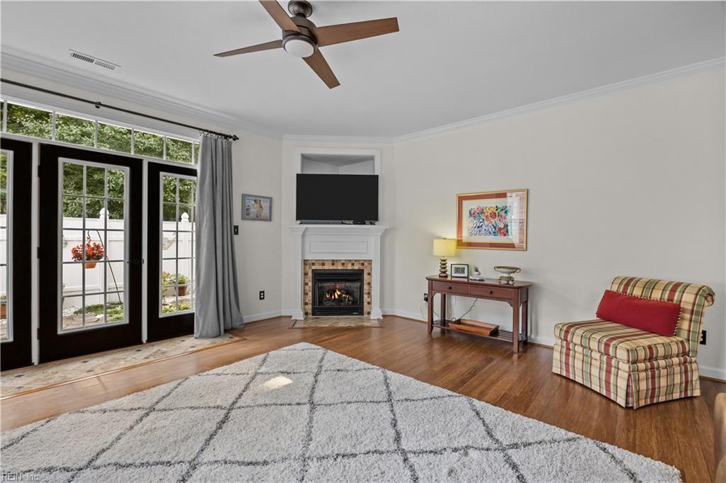 416 Fieldstone Glen Way Property Photo 10
