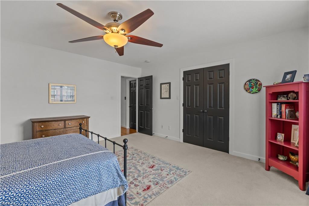 416 Fieldstone Glen Way Property Photo 32
