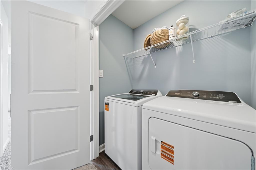 2356 Somerset Way Property Photo 19