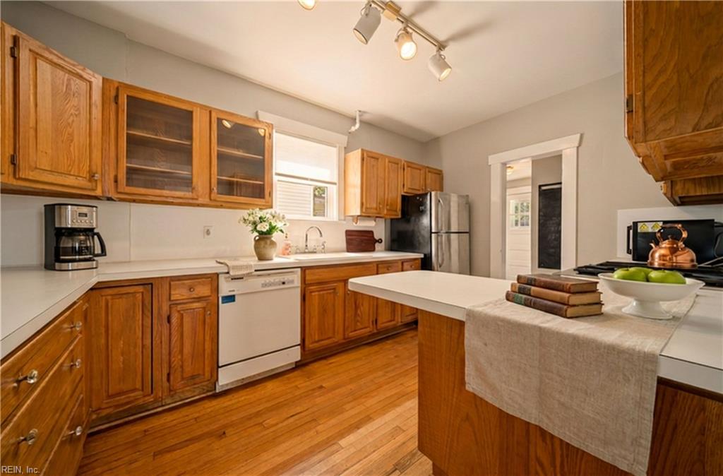 519 Connecticut Ave Property Photo 7