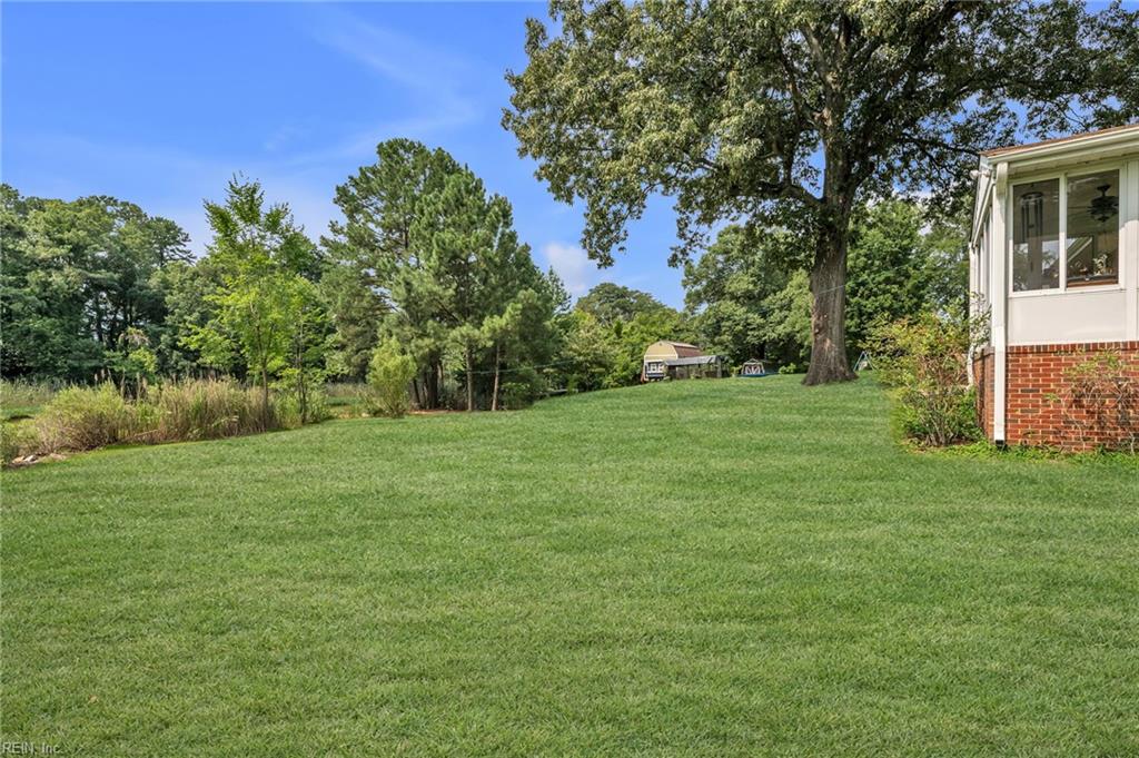 3901 Wedgewood Dr Property Photo 9
