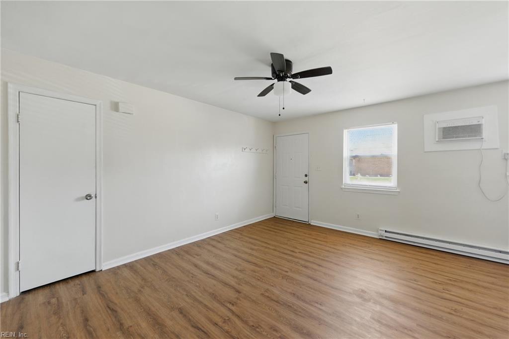 711 Easy St Property Photo 2