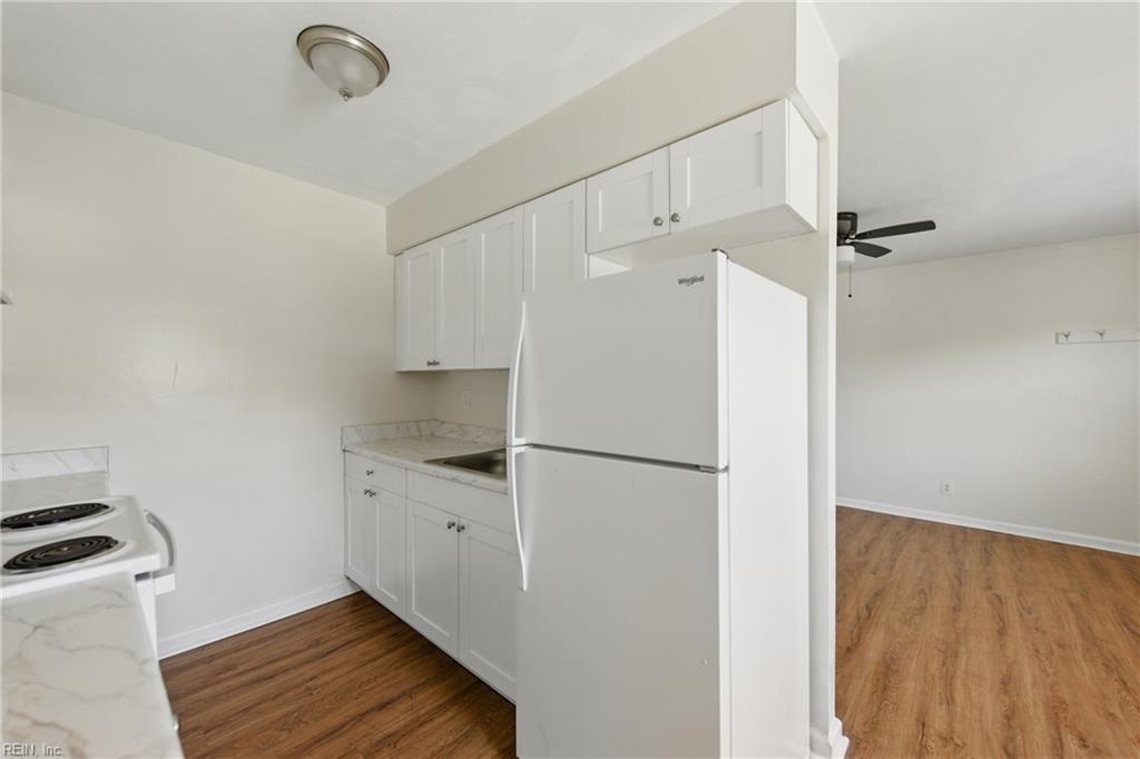 711 Easy St Property Photo 8