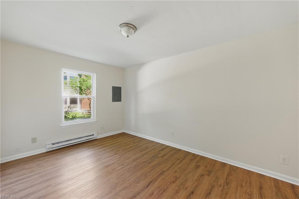 711 Easy St Property Photo 11