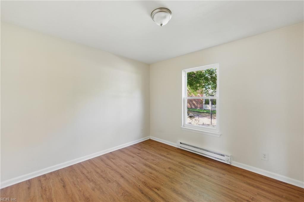 711 Easy St Property Photo 13