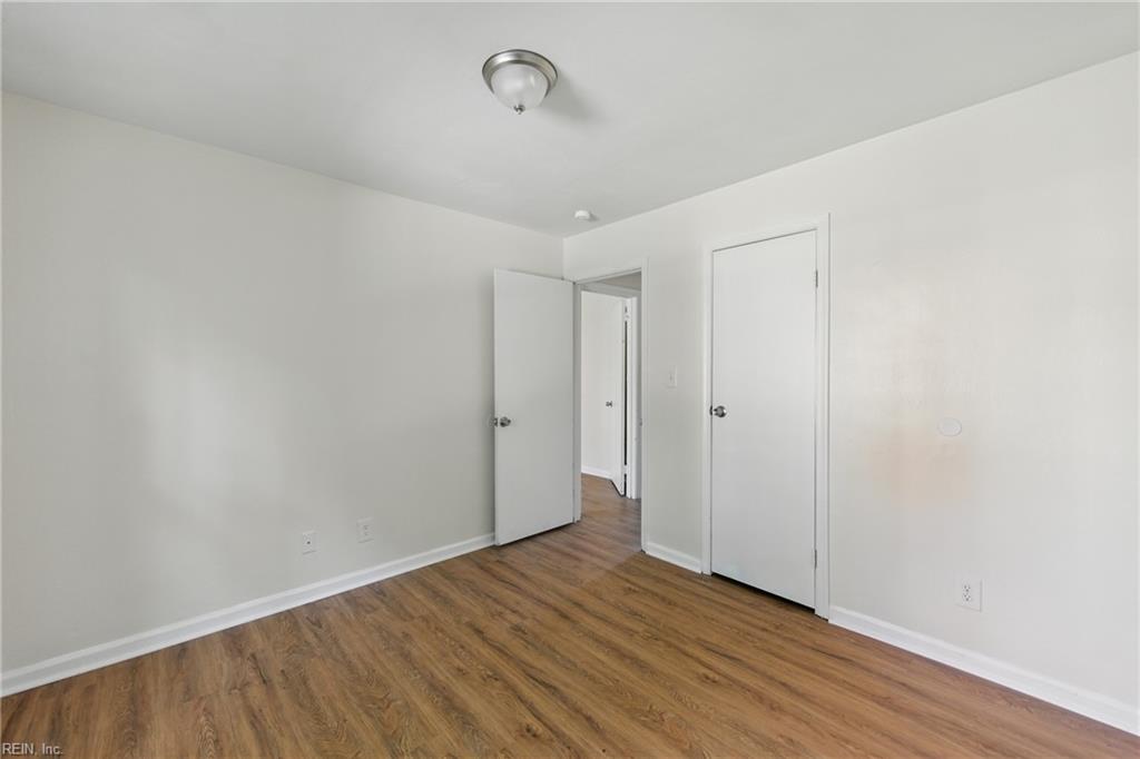711 Easy St Property Photo 14