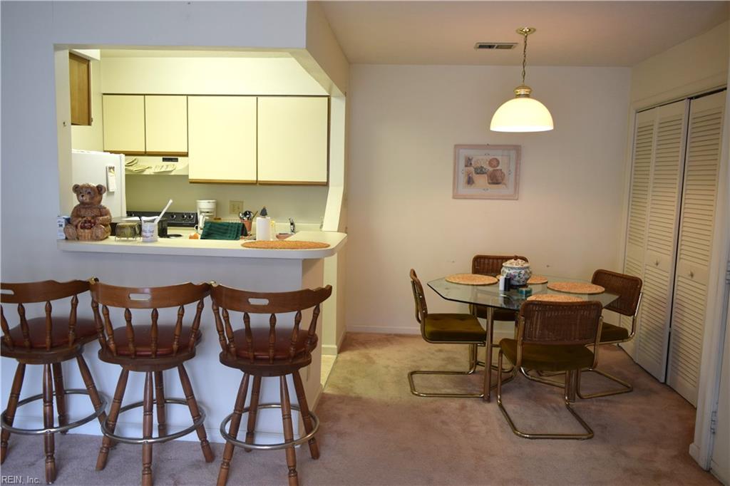 13 Davenport Ct Property Photo 4