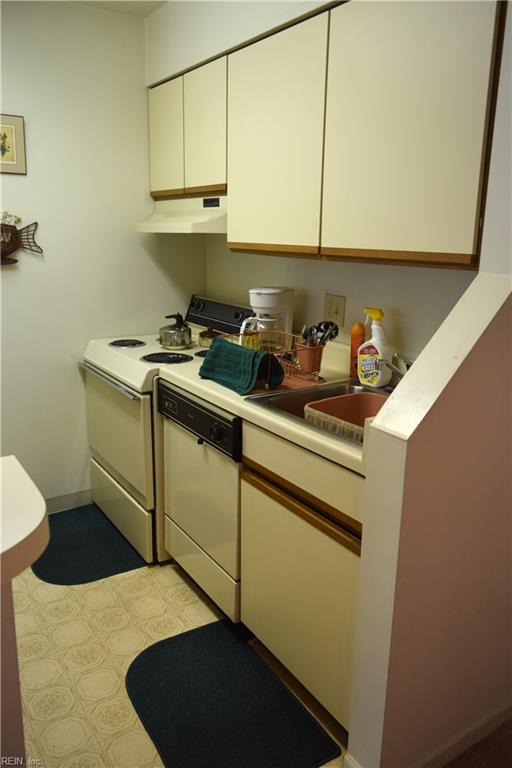 13 Davenport Ct Property Photo 6