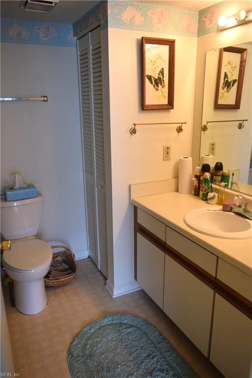 13 Davenport Ct Property Photo 14