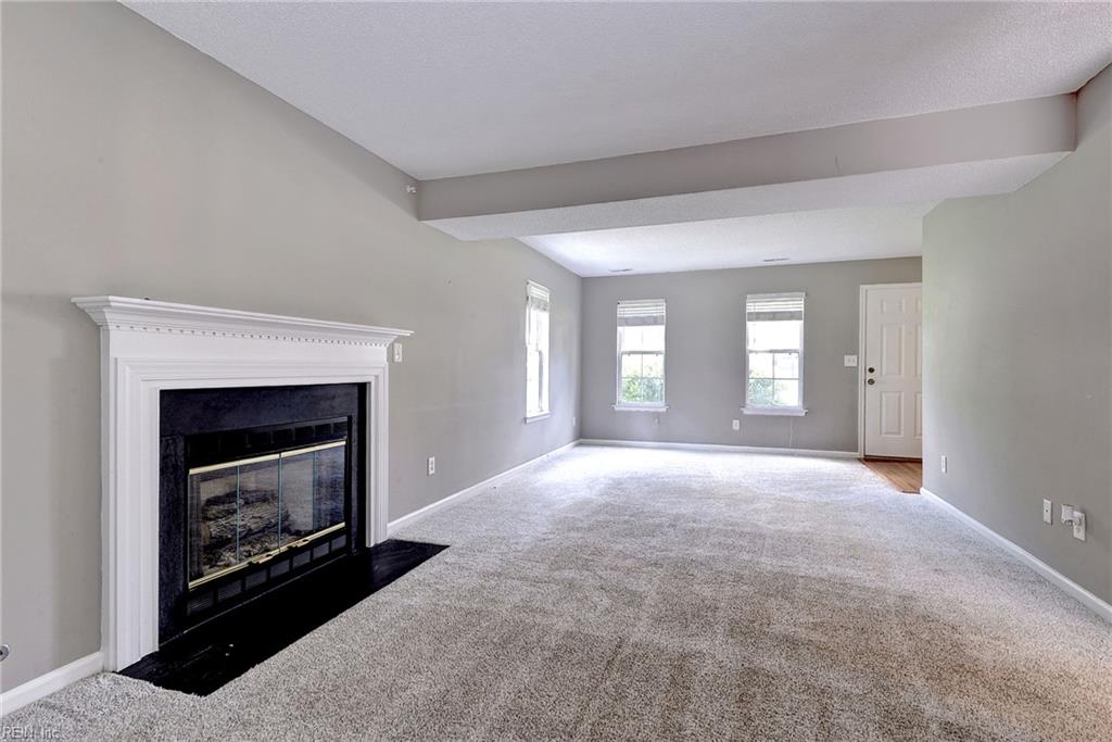 3909 Pine Bluff Ct Property Photo 13