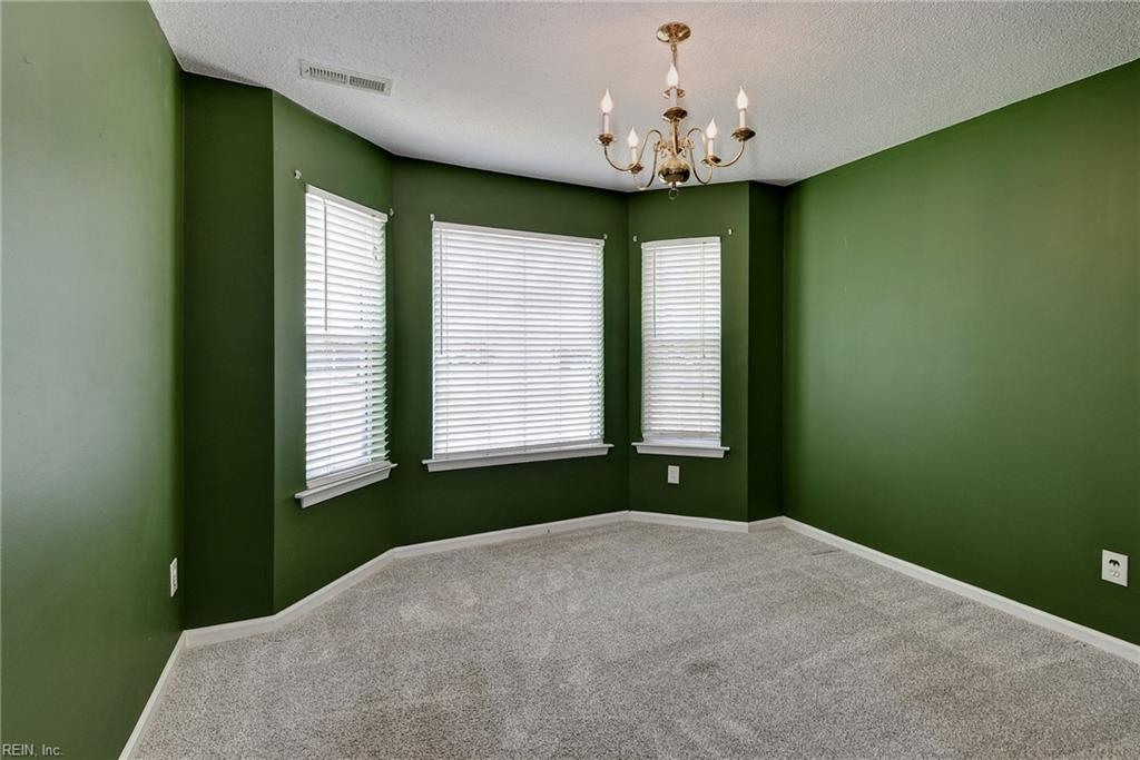 3909 Pine Bluff Ct Property Photo 24