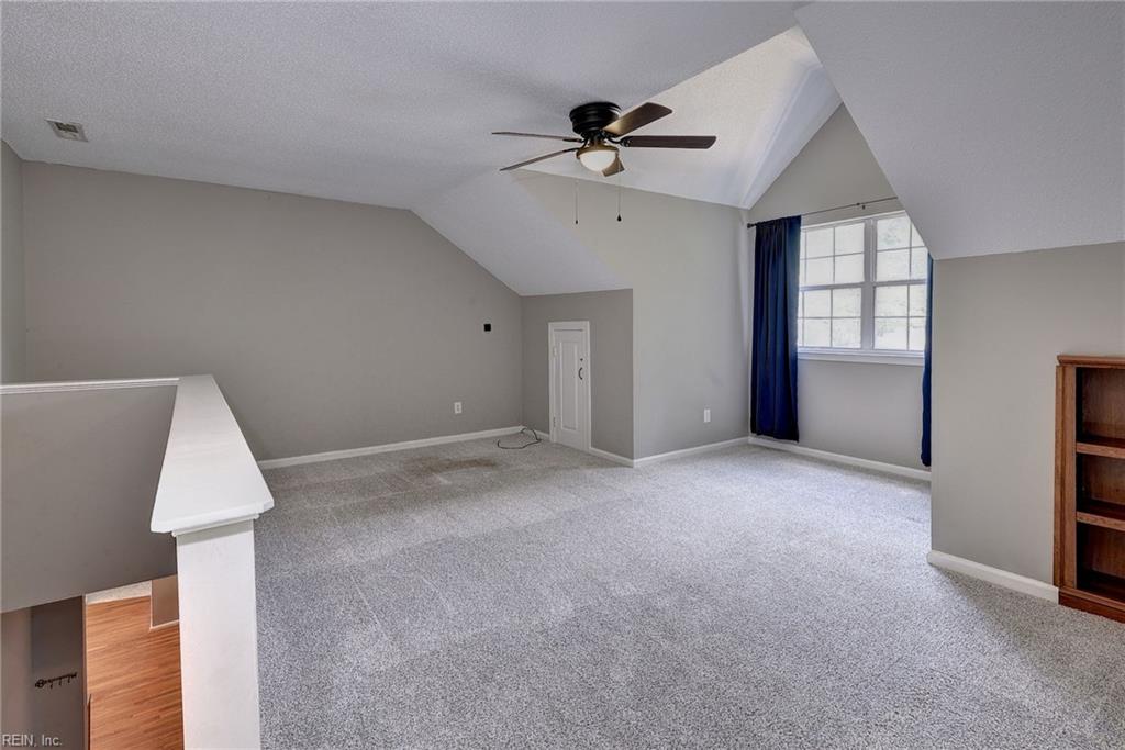 3909 Pine Bluff Ct Property Photo 34