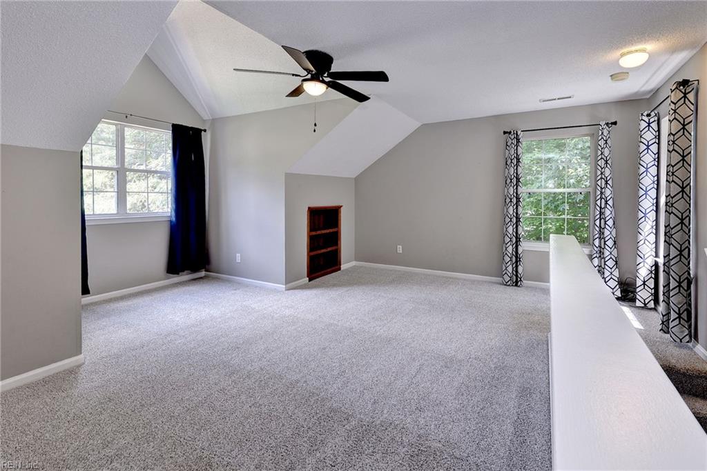 3909 Pine Bluff Ct Property Photo 35