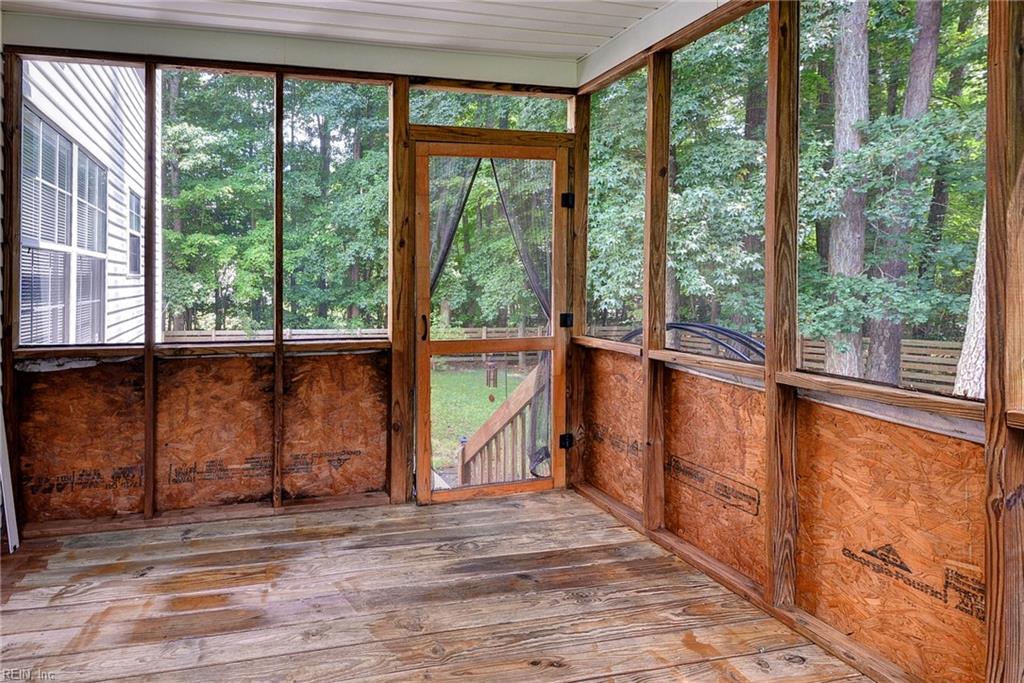 3909 Pine Bluff Ct Property Photo 37