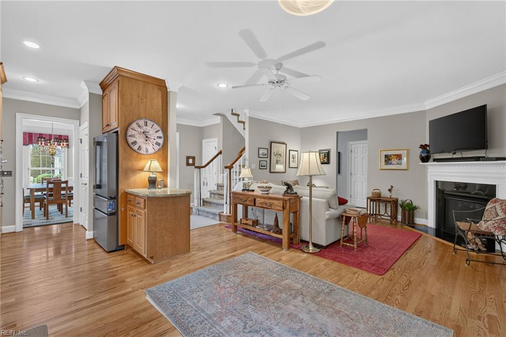 4031 Coronation Property Photo 12