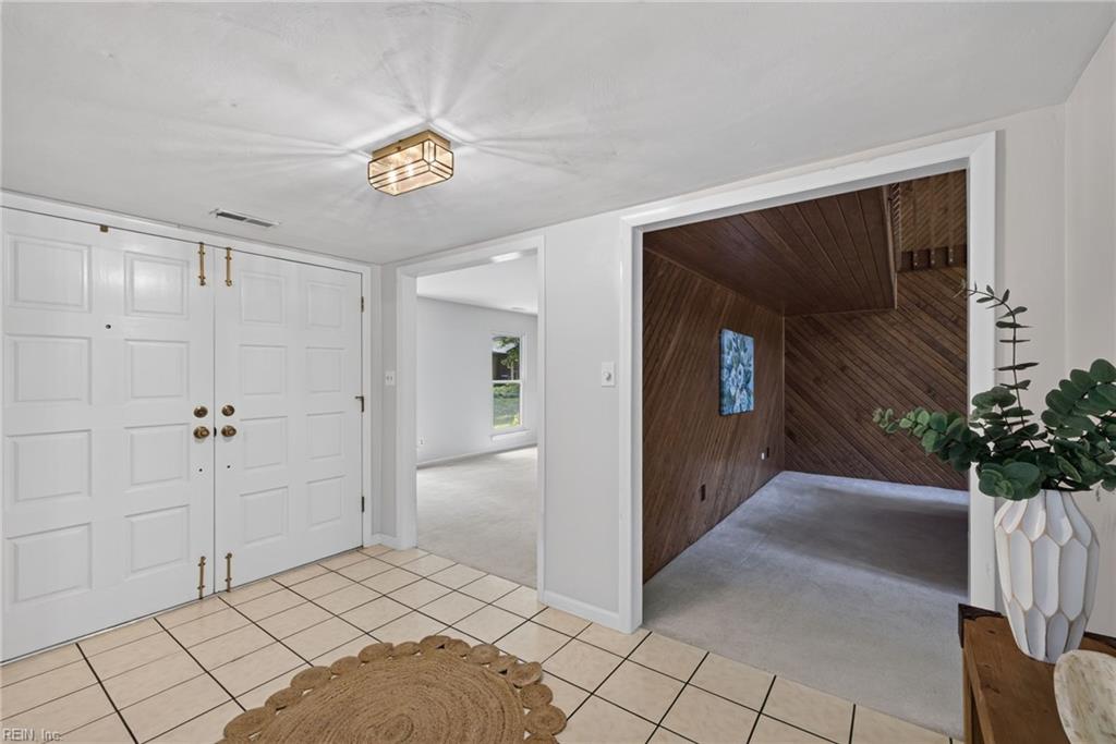 1217 Misty Hollow Way Property Photo 2