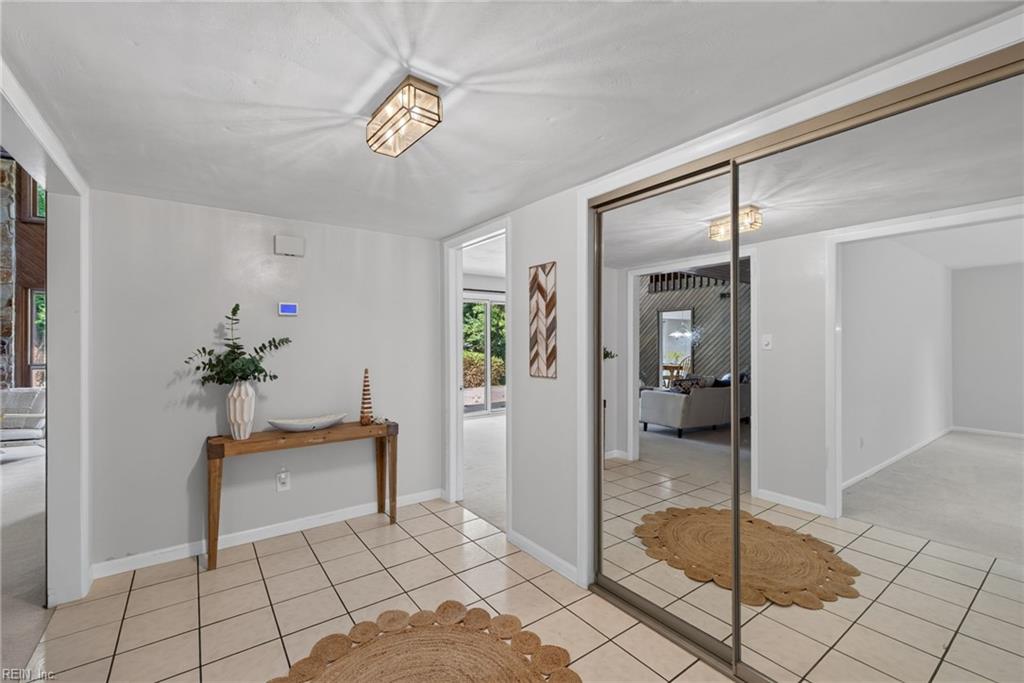 1217 Misty Hollow Way Property Photo 3