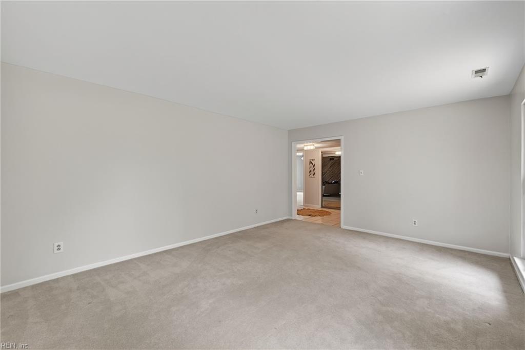 1217 Misty Hollow Way Property Photo 15