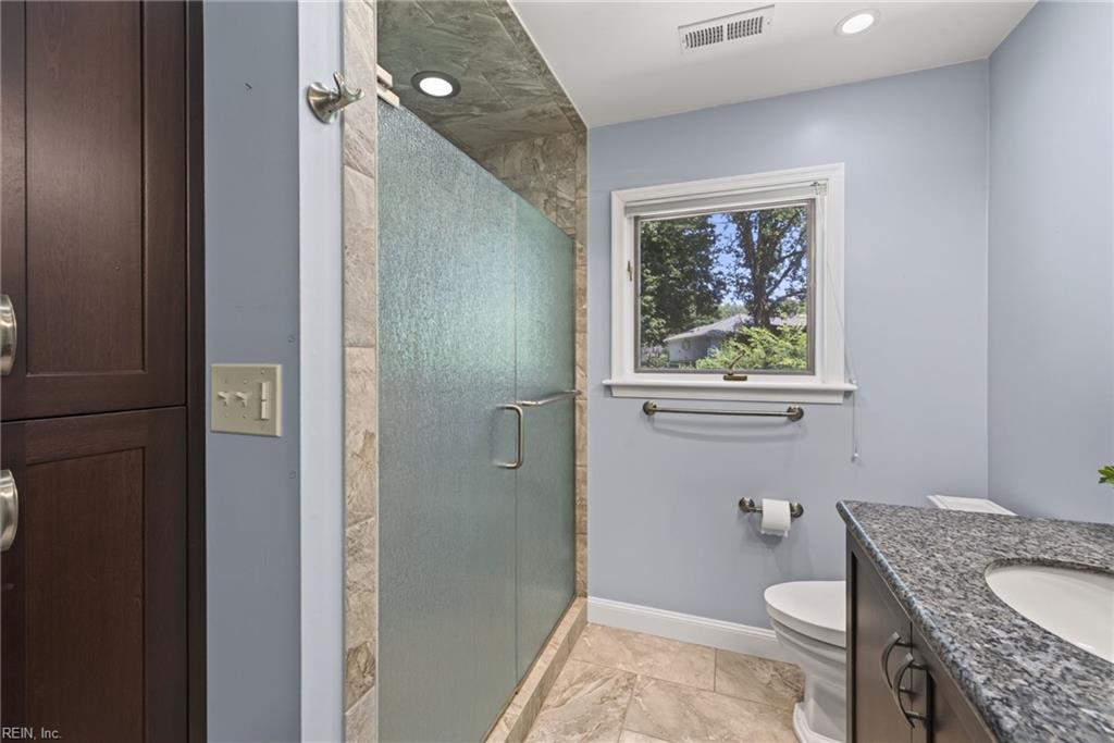 1217 Misty Hollow Way Property Photo 22