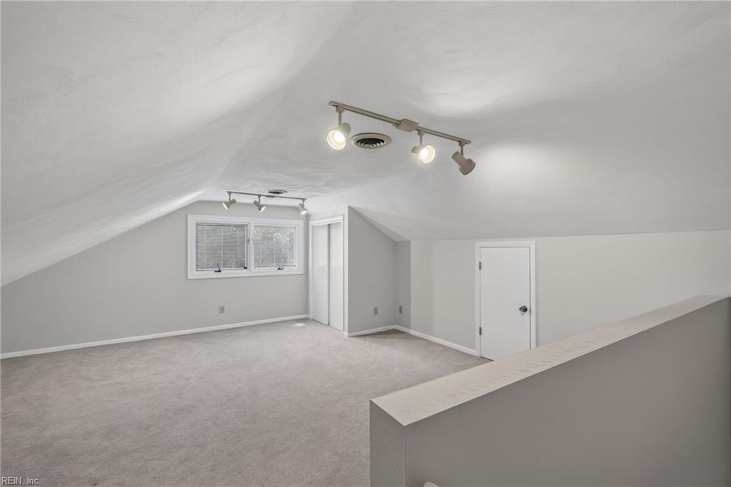 1217 Misty Hollow Way Property Photo 27