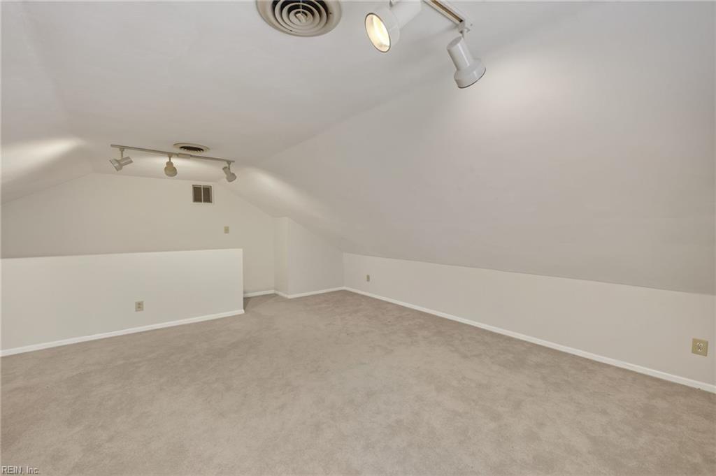 1217 Misty Hollow Way Property Photo 28