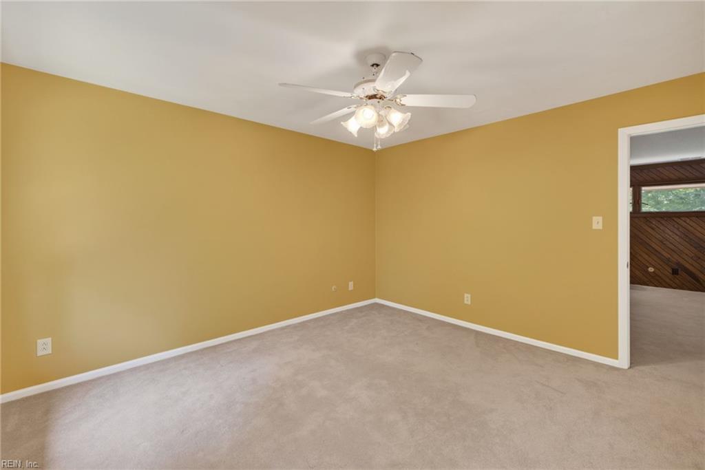 1217 Misty Hollow Way Property Photo 32