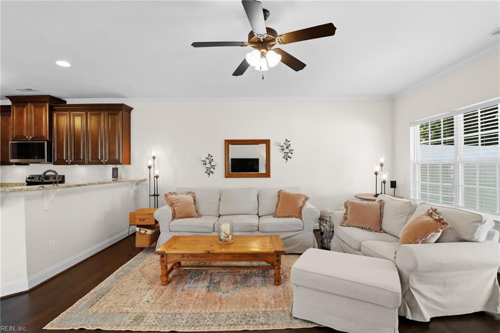 7535 Villa Ct Property Photo 7