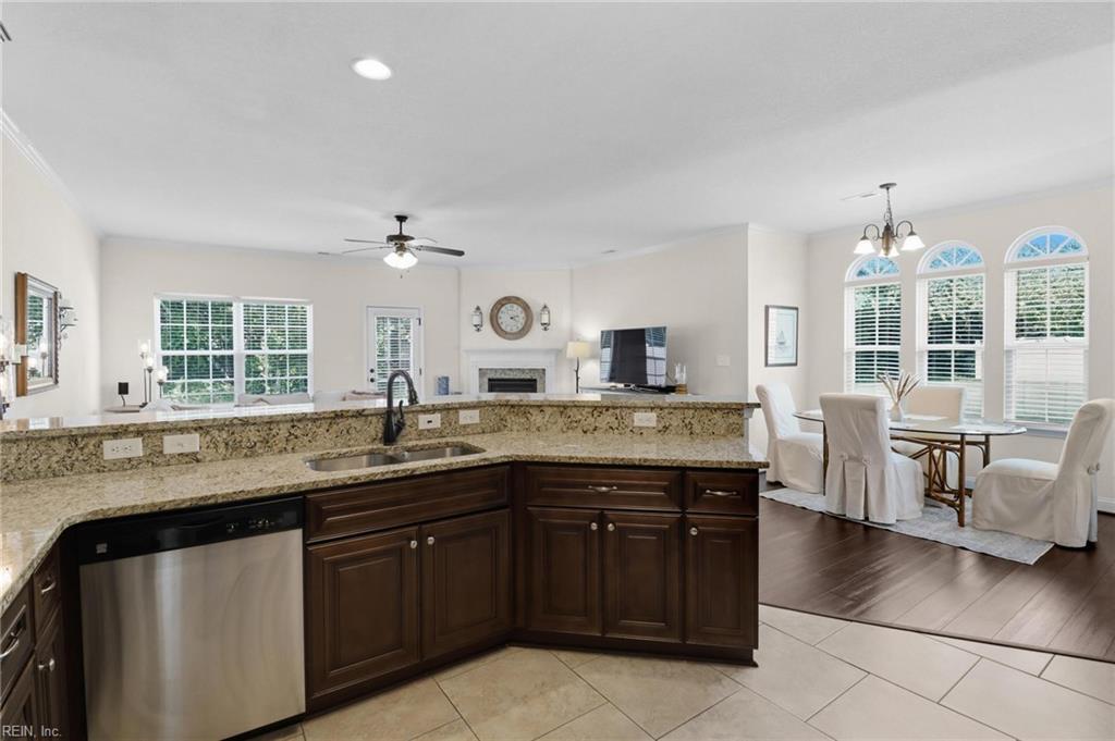 7535 Villa Ct Property Photo 8
