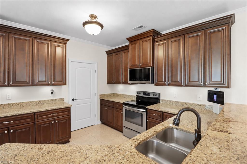 7535 Villa Ct Property Photo 11