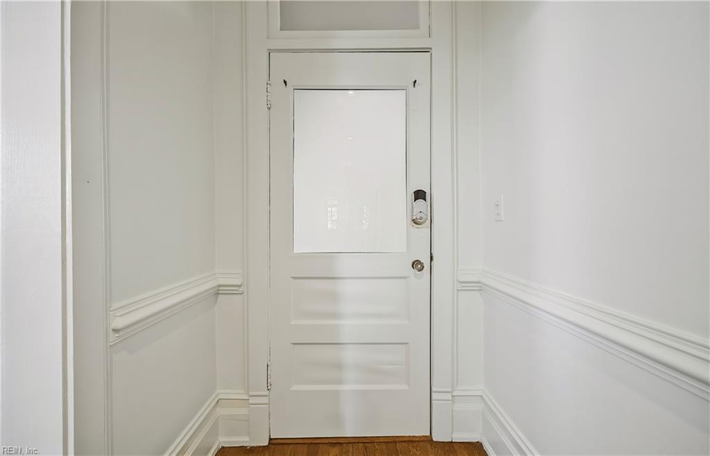 812 Stockley Gdns Property Photo 23