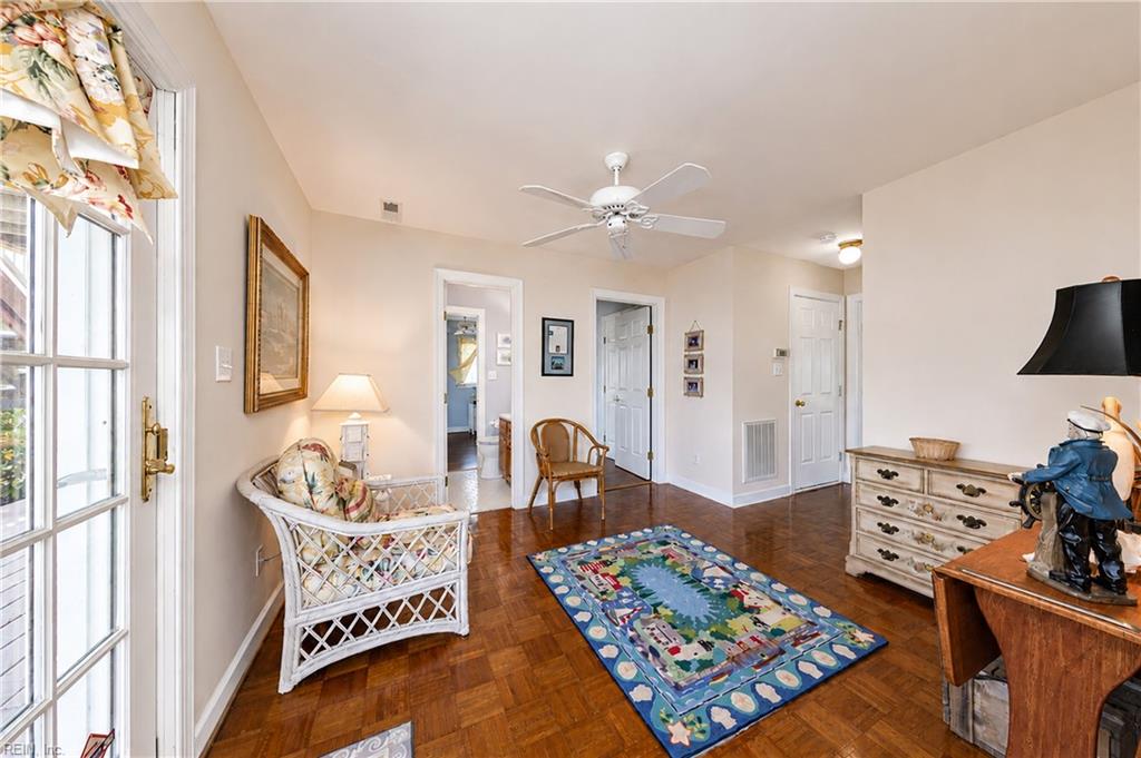 821 N First St Property Photo 18