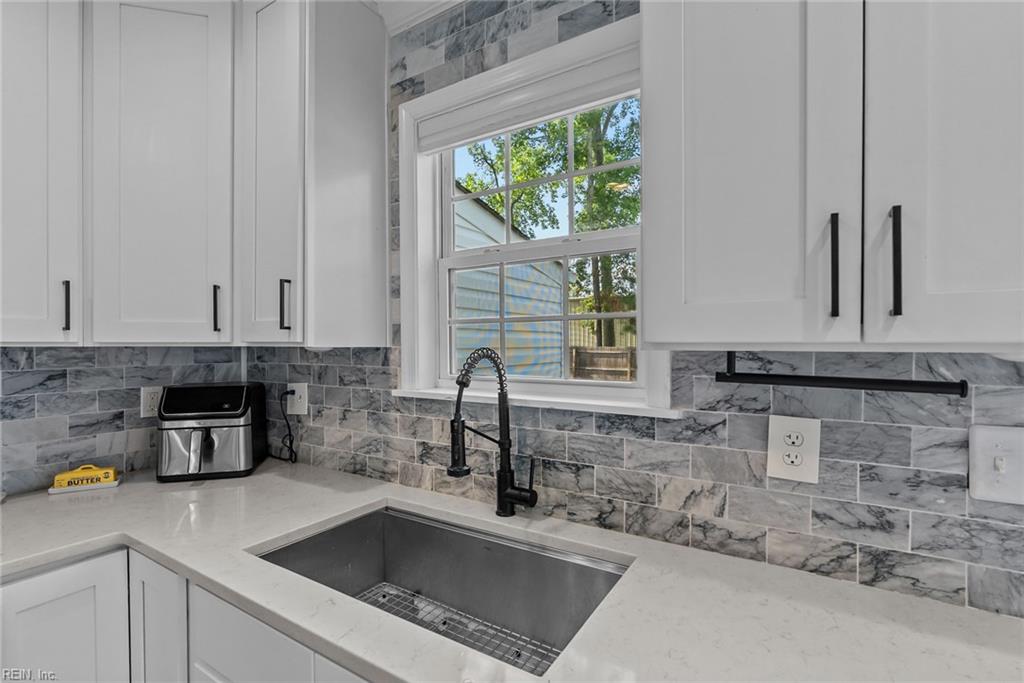 1150 Beautiful St Property Photo 6