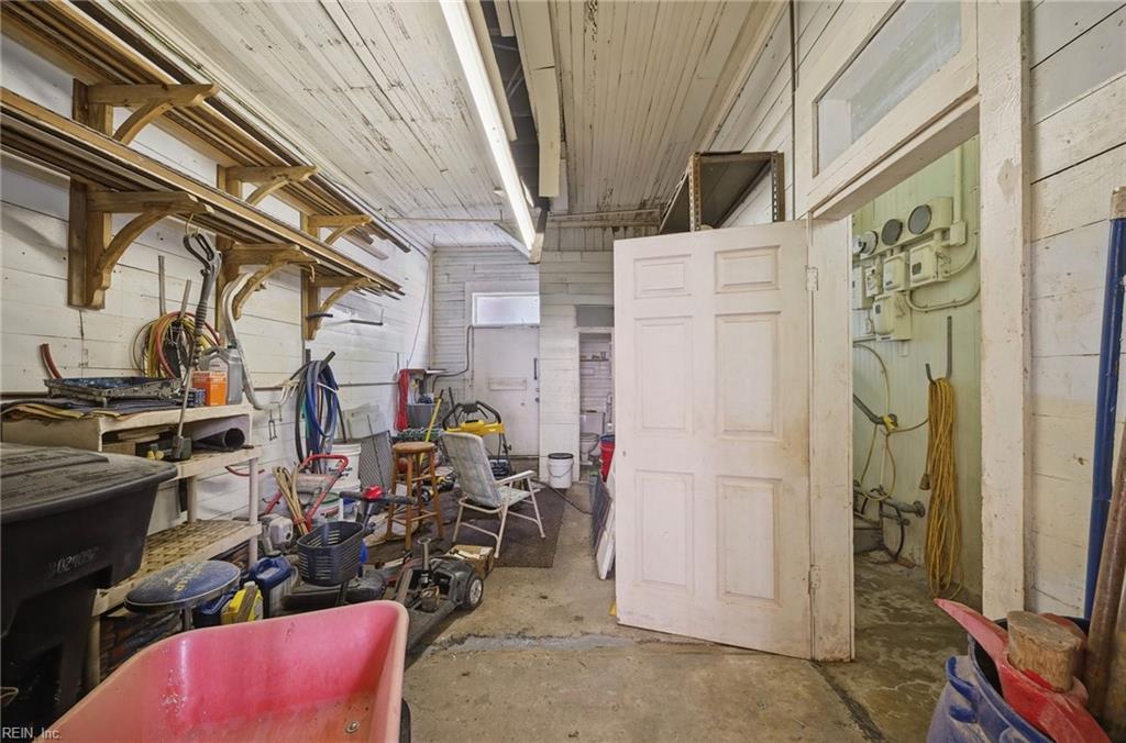 351 Maryland Ave Property Photo 21