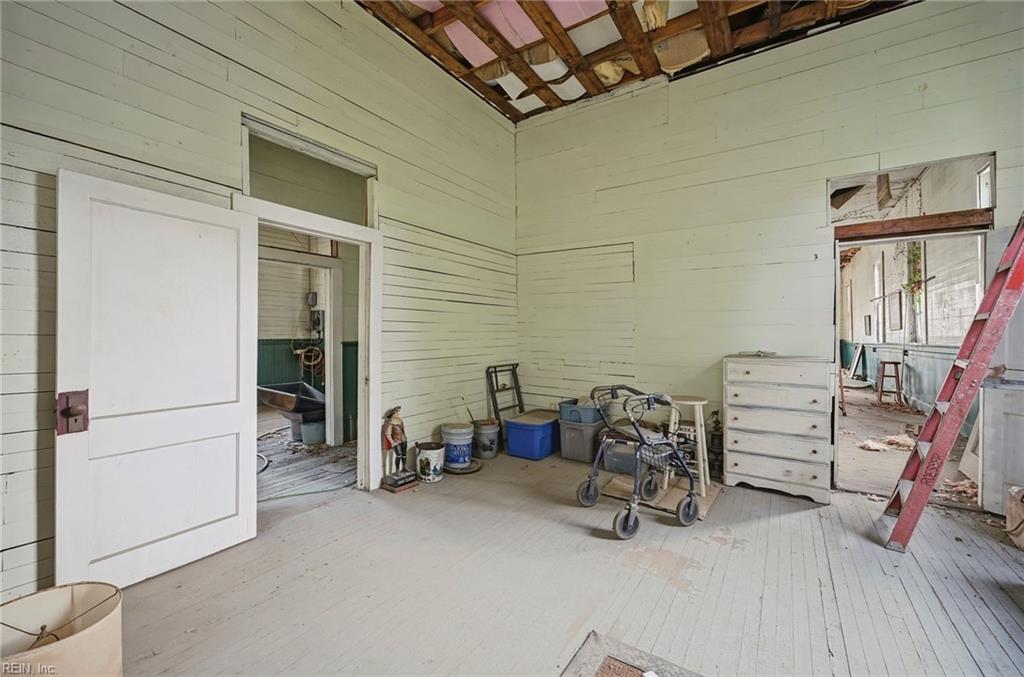 351 Maryland Ave Property Photo 29