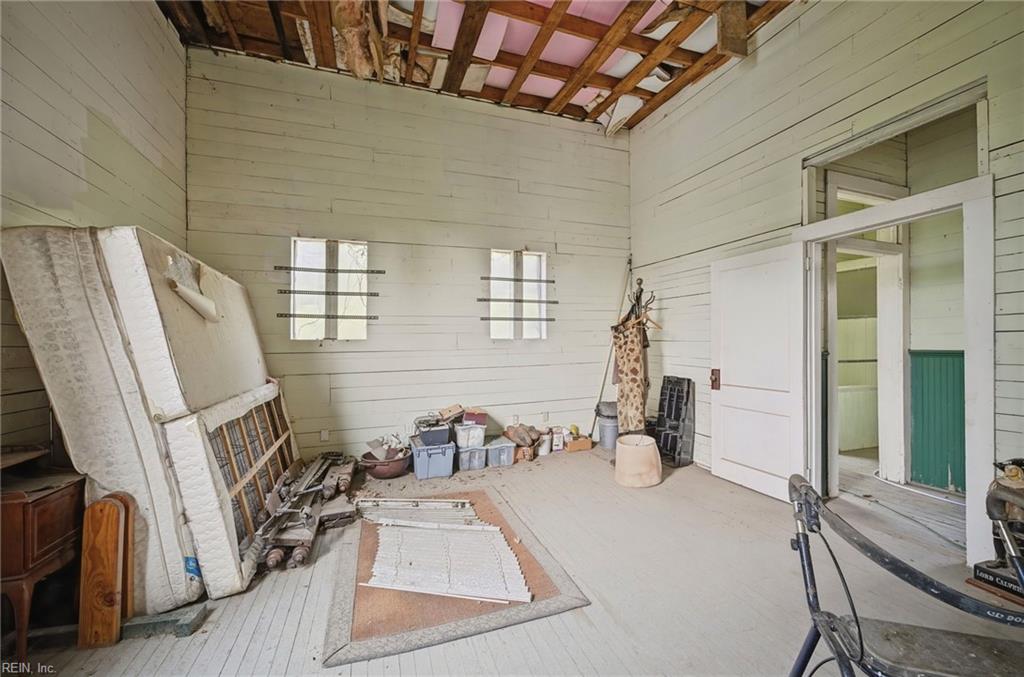 351 Maryland Ave Property Photo 30