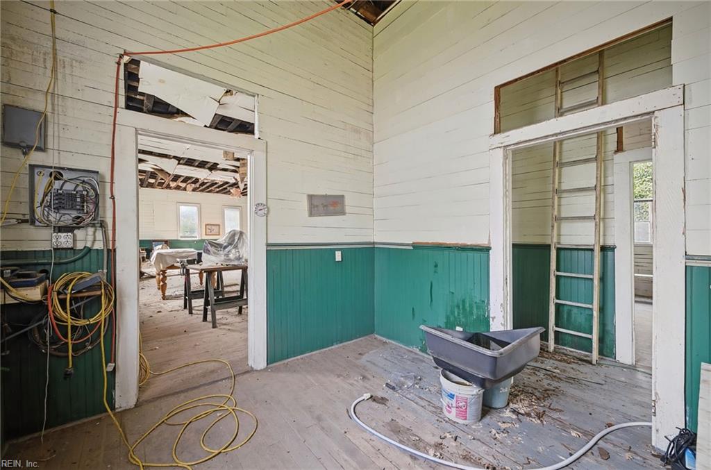 351 Maryland Ave Property Photo 32