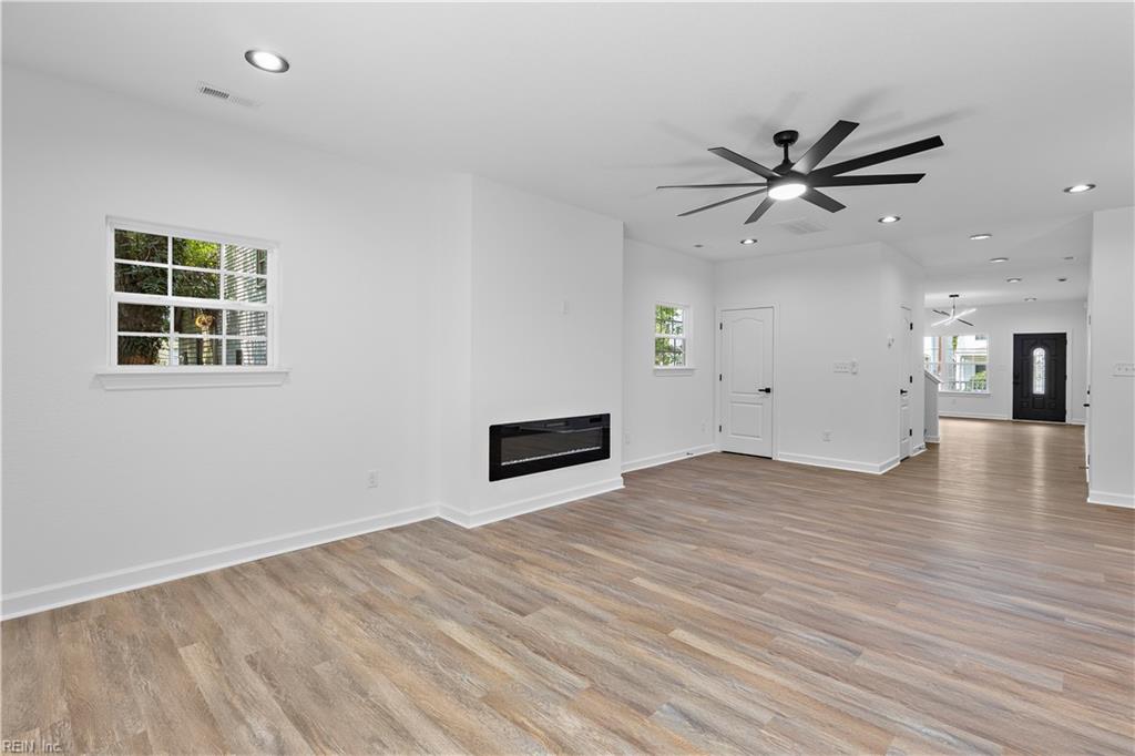 1220 28th St Property Photo 9