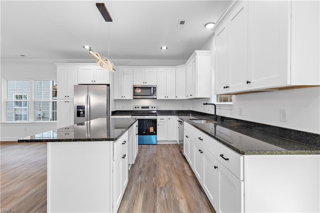 1220 28th St Property Photo 15