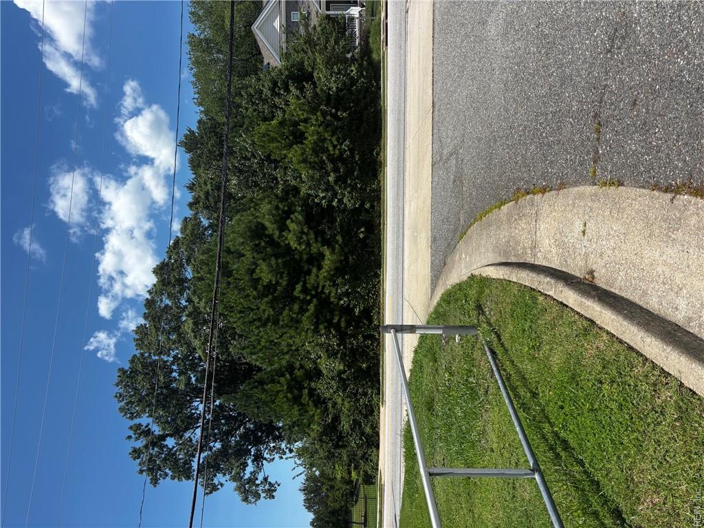 175 Pine Chapel Rd Property Photo 1